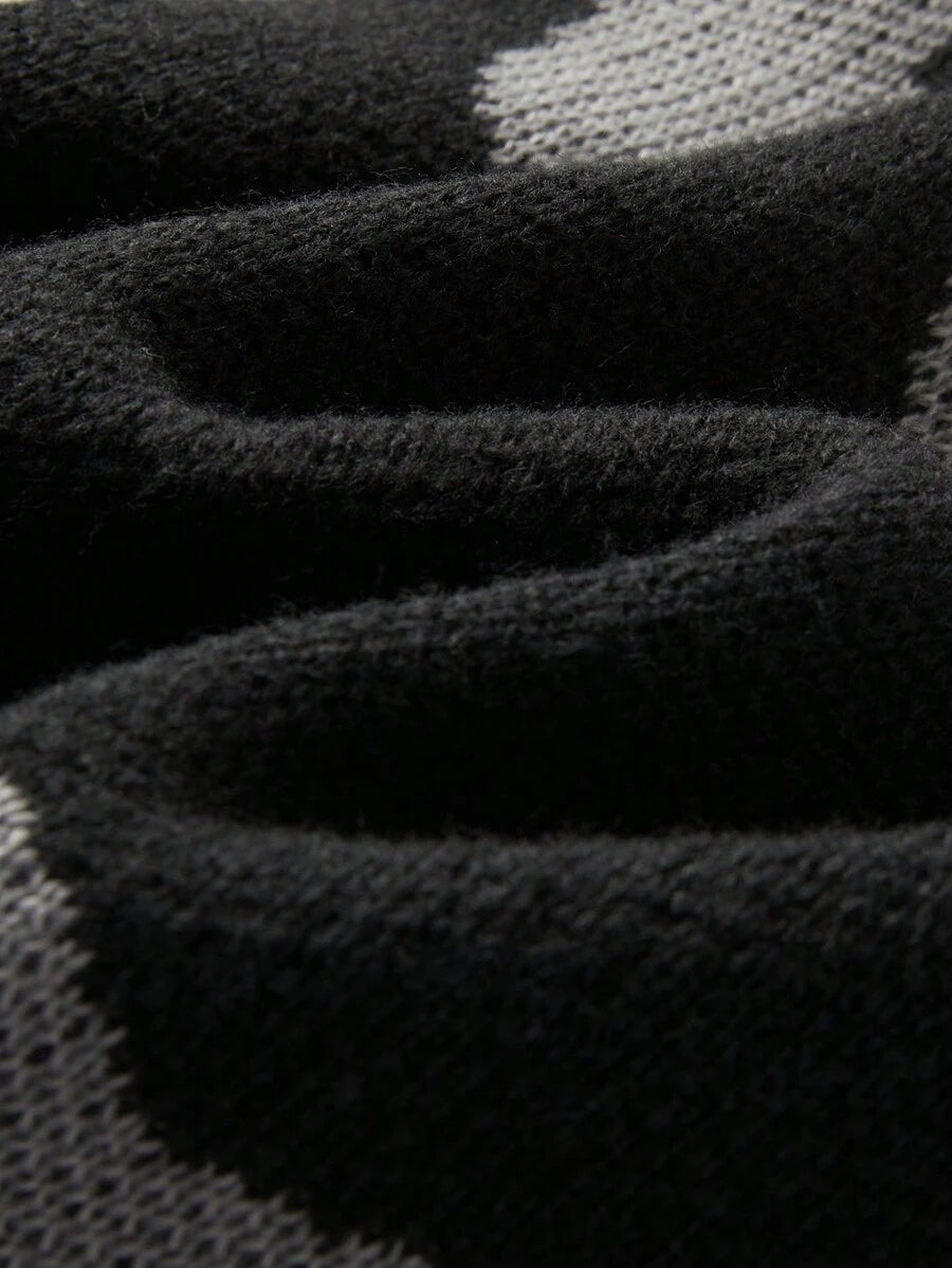 Manfinity Hypemode Casual men's sweater with Round neck, Long Sleeves, and Graphic detail