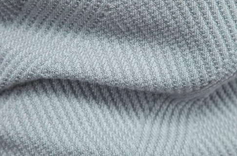 Lenoir™ | Elegant Men's Sweater with Chevron Pattern
